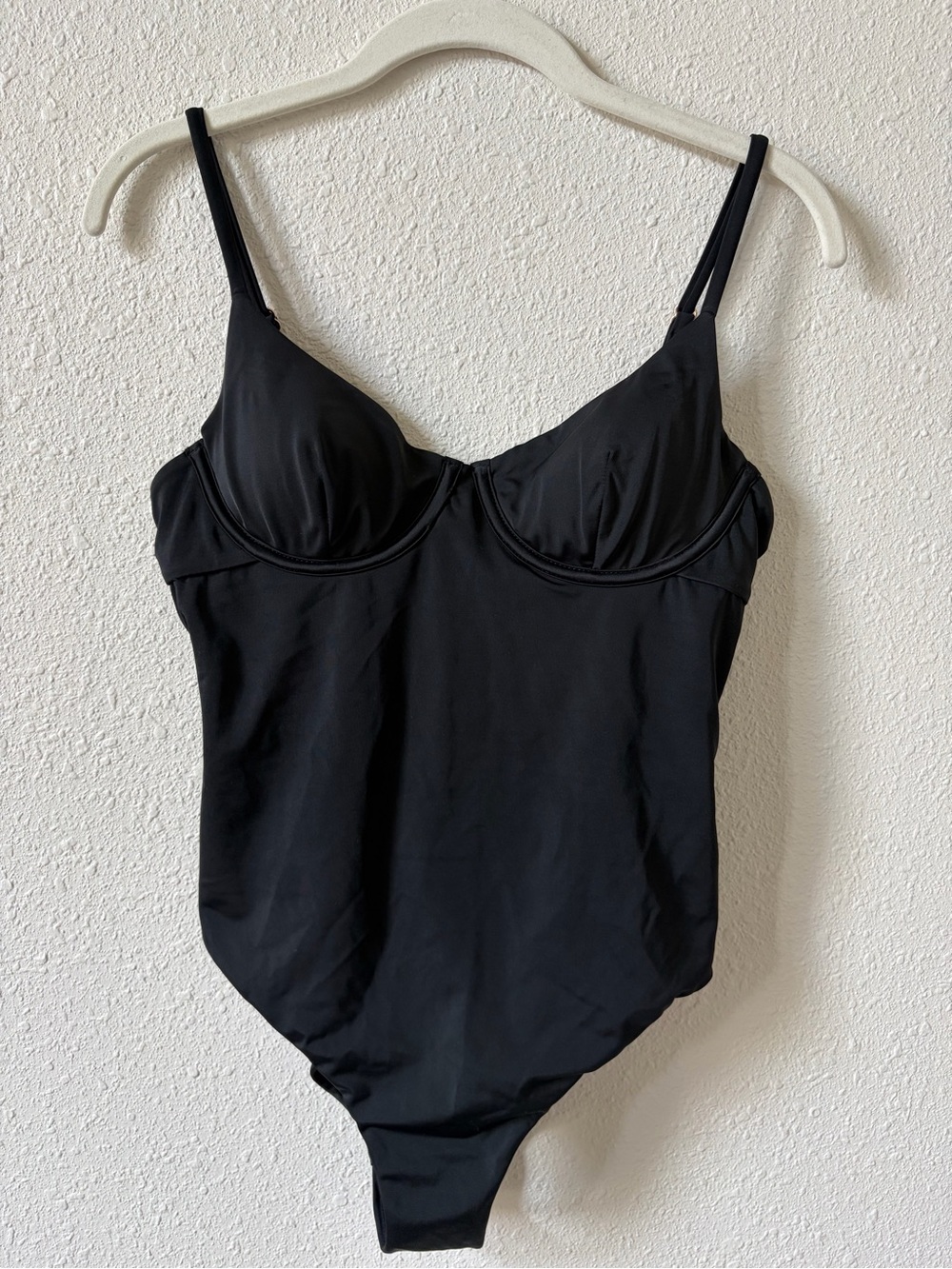 Andie Dorset Underwire One Piece Swimsuit Black Size Medium Beach Coastal